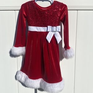 2/$20 Girls Christmas/Holiday Dress size 4T